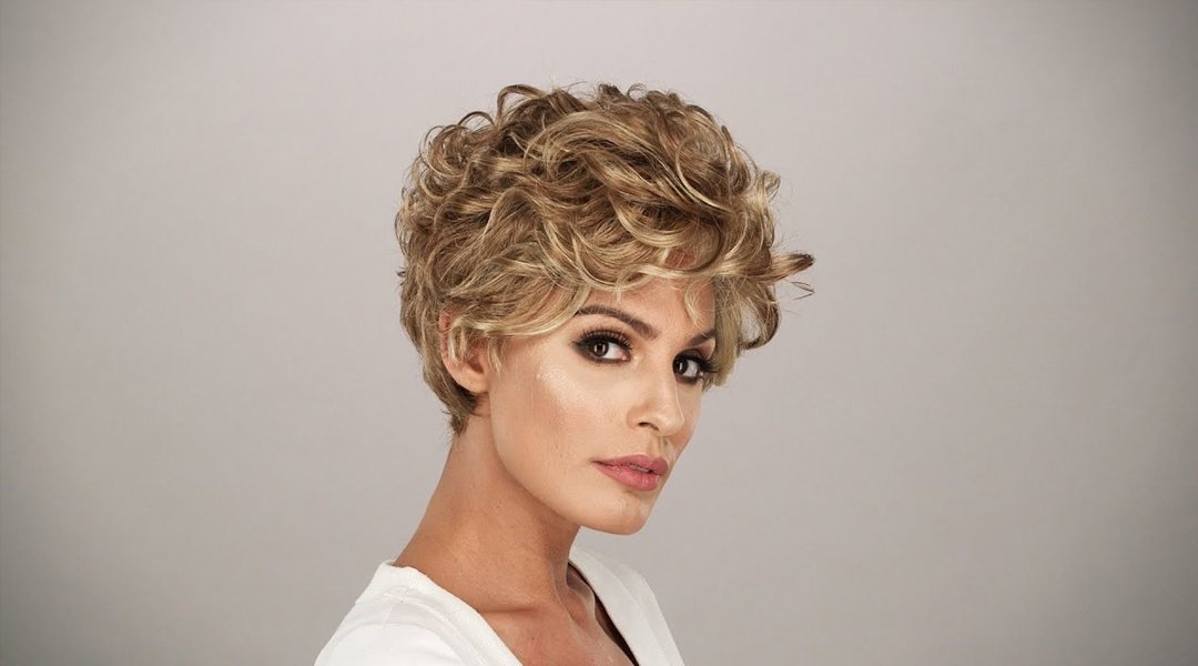 Woman wearing a Voltage New Celine wig with a natural layered hairstyle